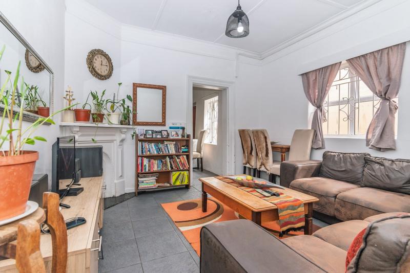 2 Bedroom Property for Sale in Woodstock Western Cape